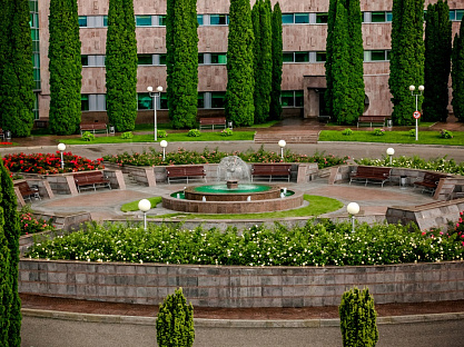 Санаторий «Заря», Кисловодск. Территория